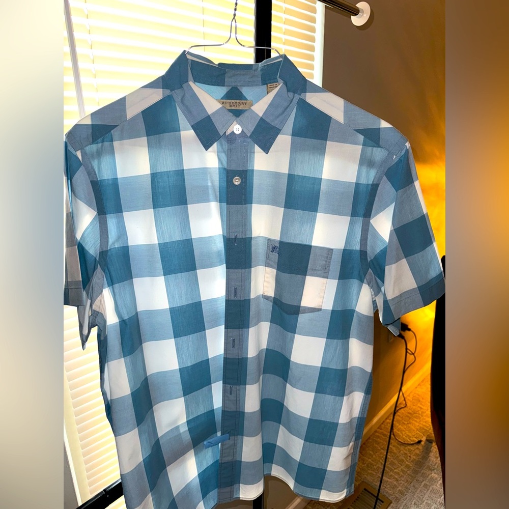 Men’s Burberry button down